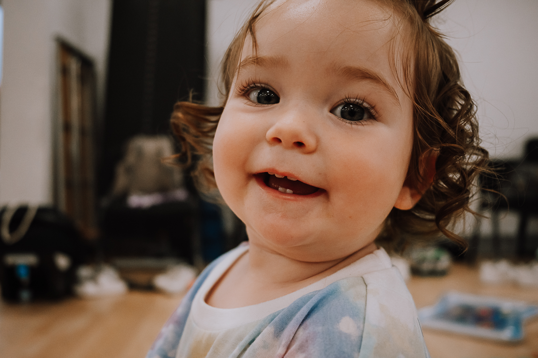 Close up photo of a little girls at Dots mum and baby class event run by Forever Young People